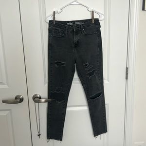 Black skinny jeans